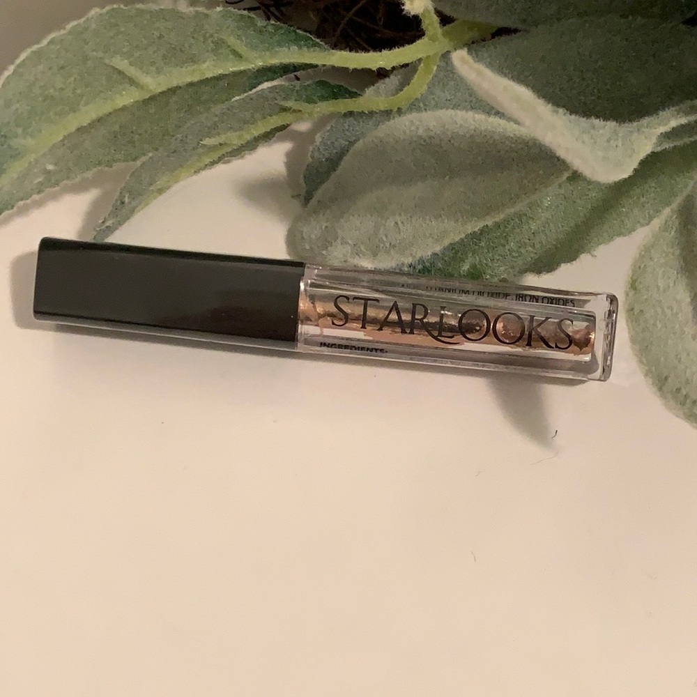 Starlooks Rose Gold Cream Eyeshadow